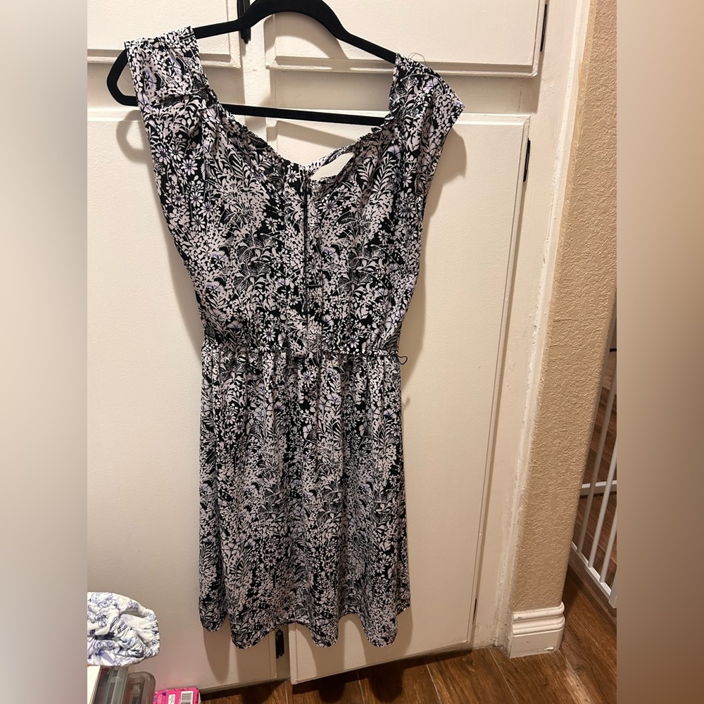 LC Lauren Conrad Black and White Floral Midi Dress